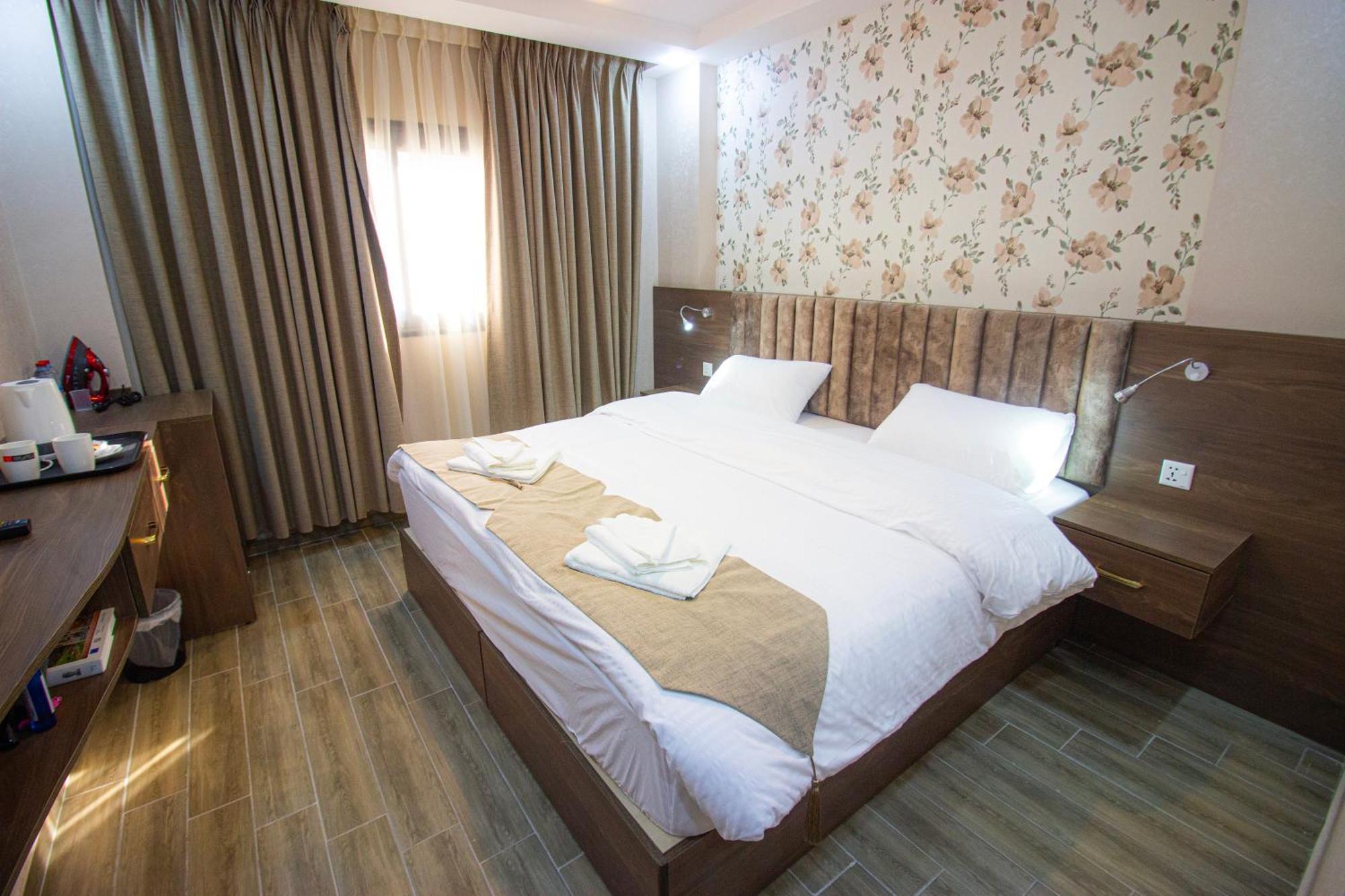 Beirut Hotel 2 New Amman Esterno foto
