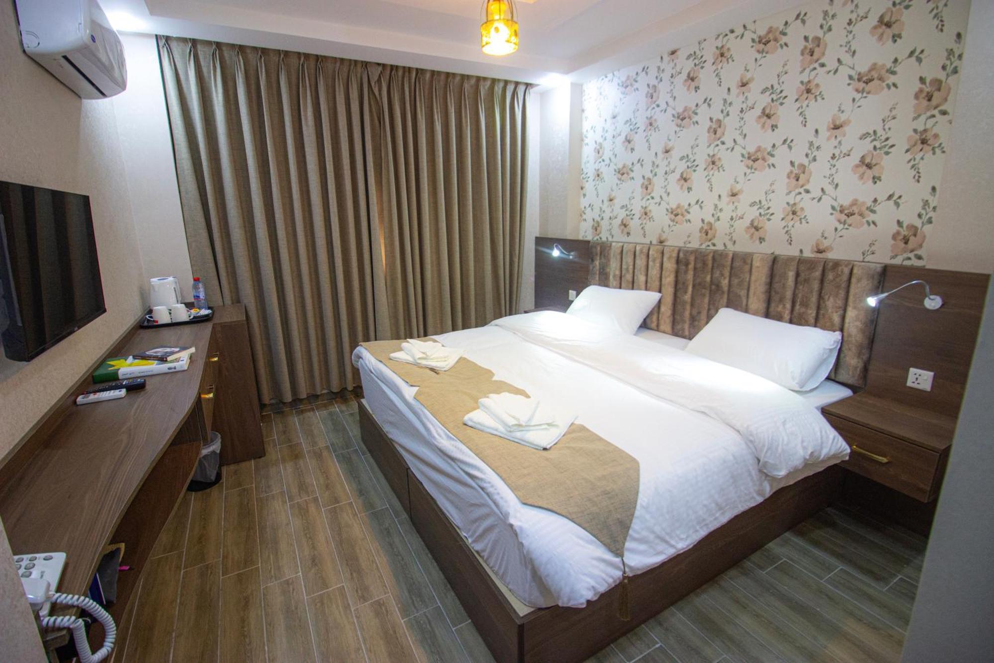 Beirut Hotel 2 New Amman Esterno foto